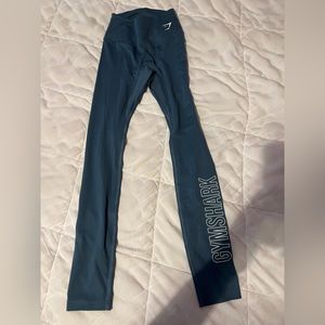 gym Shark leggings